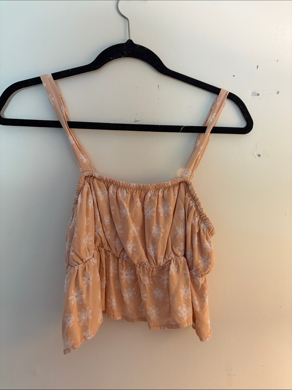La Hearts Peach Floral Ruffled Smocked Cami